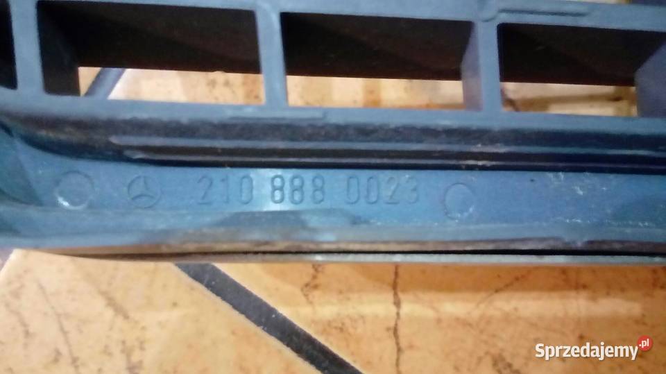 Mercedes W210 grill Iłowa