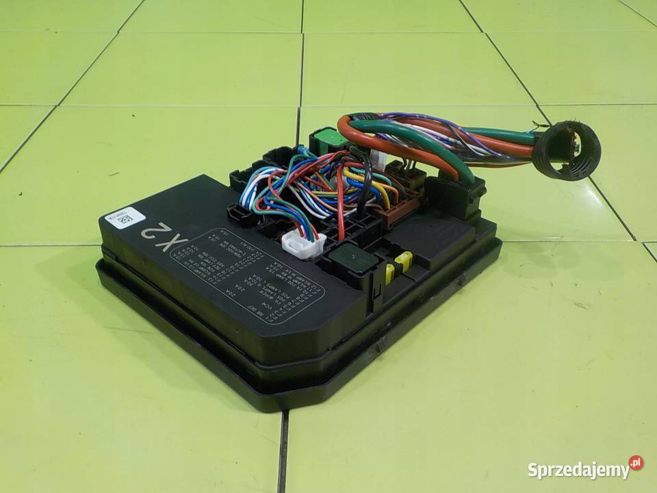 NISSAN LEAF I LIFT AUT 16r HB 5D skrzynka mazowieckie Suków