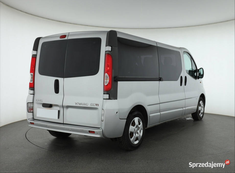 Opel Vivaro 20 CDTI czujnik parkowania Piaseczno