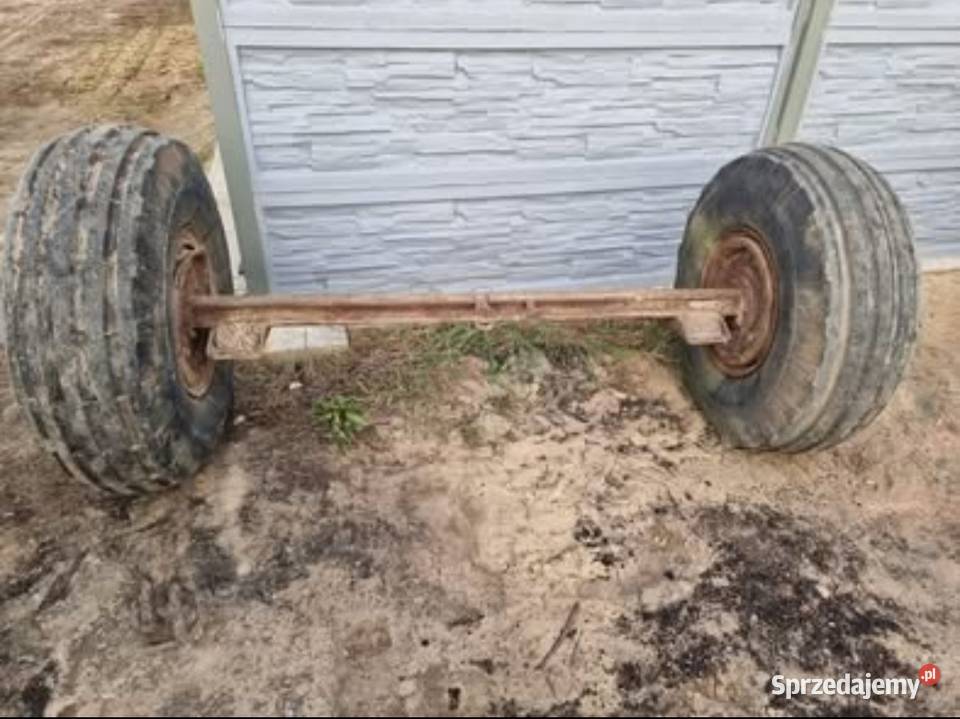 Oś rozrzutnik ruski przyczepa Stare Litewniki