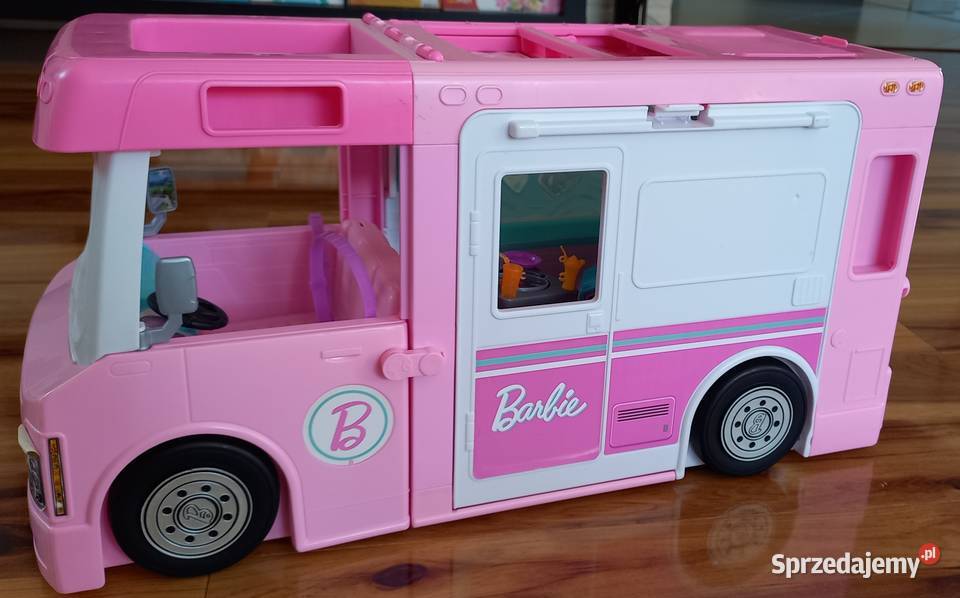 Kamper barbie z łódką basenem i grilem Morzyczyn