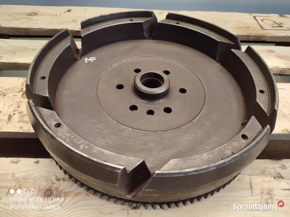 Koło zamachowe silnika Massey Ferguson 4225