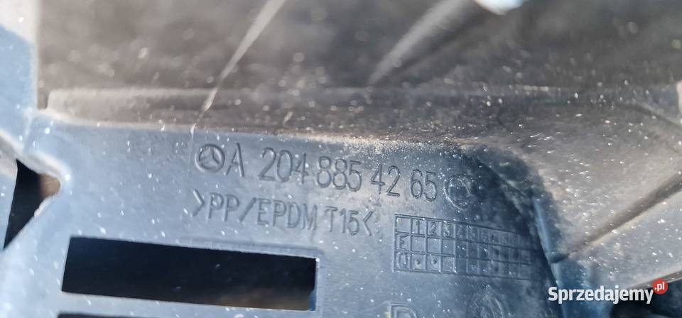 MERCEDES CKLASA W204 CHROM ZDERZAKA PRZÓD PRAWY Trzciel sprzedam