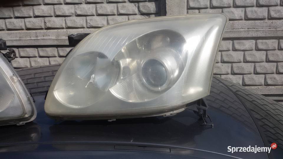 Przednie Lampy Toyota Avensis T25 Elbląg