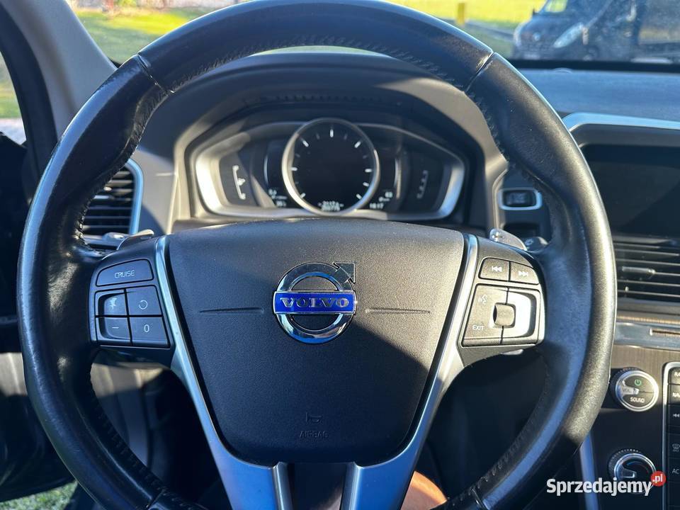 VOLVO XC60 2015r ŁADNE I ZADBANE 1969cm3 Łękawica
