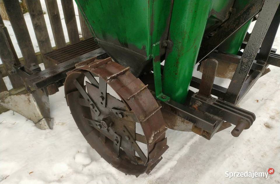 Sadzarka do ziemniaków Metcham Pilzno Akpil Siewniki i sadzarki