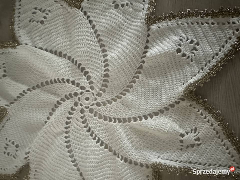 Serweta szydełko gwiazdka ze złotym brzegiem Serwety i serwetki Łódź