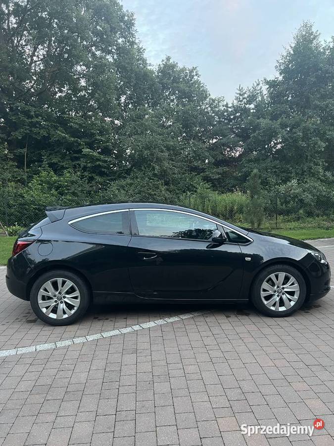 Opel Astra J GTC Sport 16 Turbo 180 BiXenon 185000km Zygmunty sprzedam