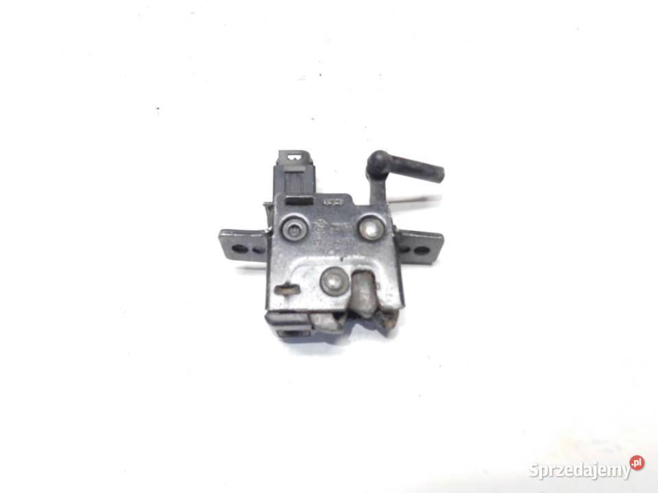 Zamek tylnej klapy BMW E30 E34 25 TDS 8896r wyposażenie elektryczne Biała Nyska