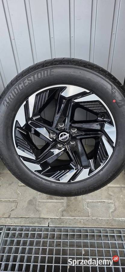 Oryginalne koła zimowe Nissan Qashqai R18Opony Jelcz-Laskowice sprzedam
