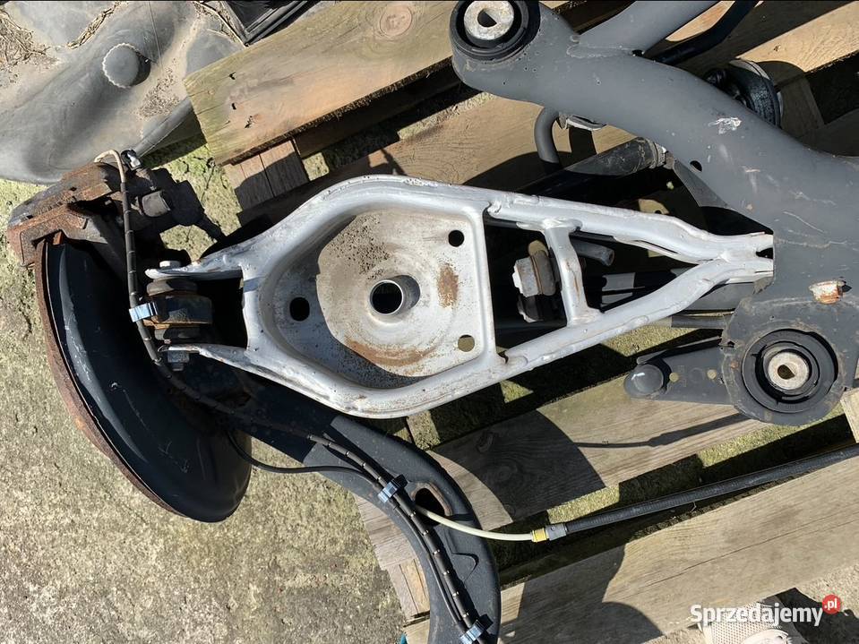 BMW X3 E83 lift Wózek tylny zawieszenie mały osobowe Gdańsk