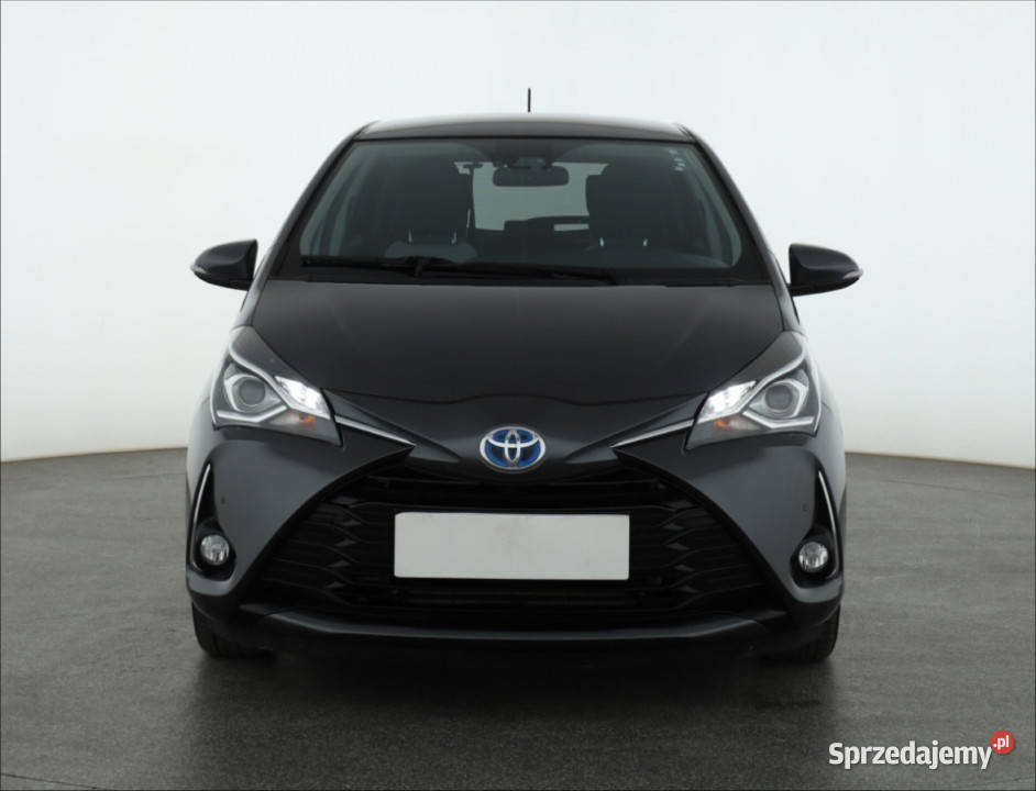 Toyota Yaris 15 Hybrid sprzedam