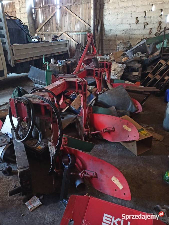 Pług 5 skibowy AgroMasz Agromasz Lucynowo