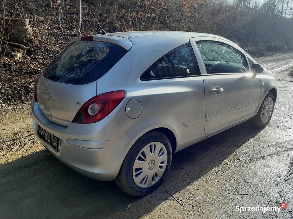 OPEL CORSA D 12 16V bagażnik na rowery