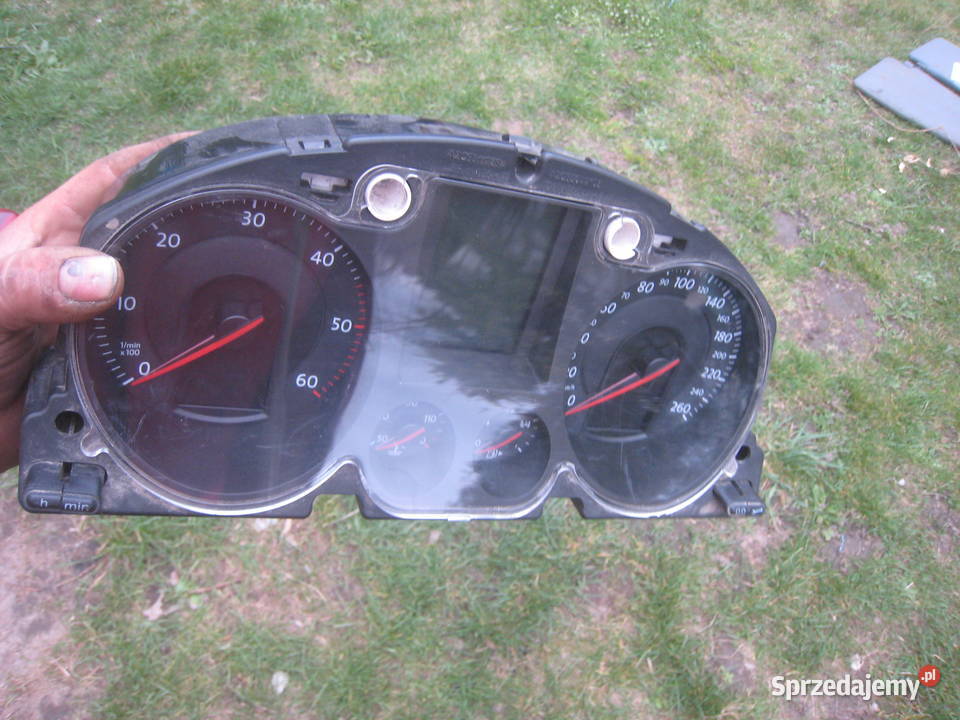 Zegary liczniki diesel Volkswagen Passat B6 05 sprzedam