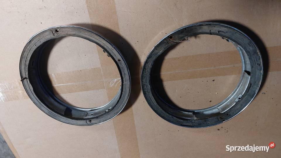 Mercedes W110 pierścienie ramki reflektorów dolnośląskie Miłków sprzedam