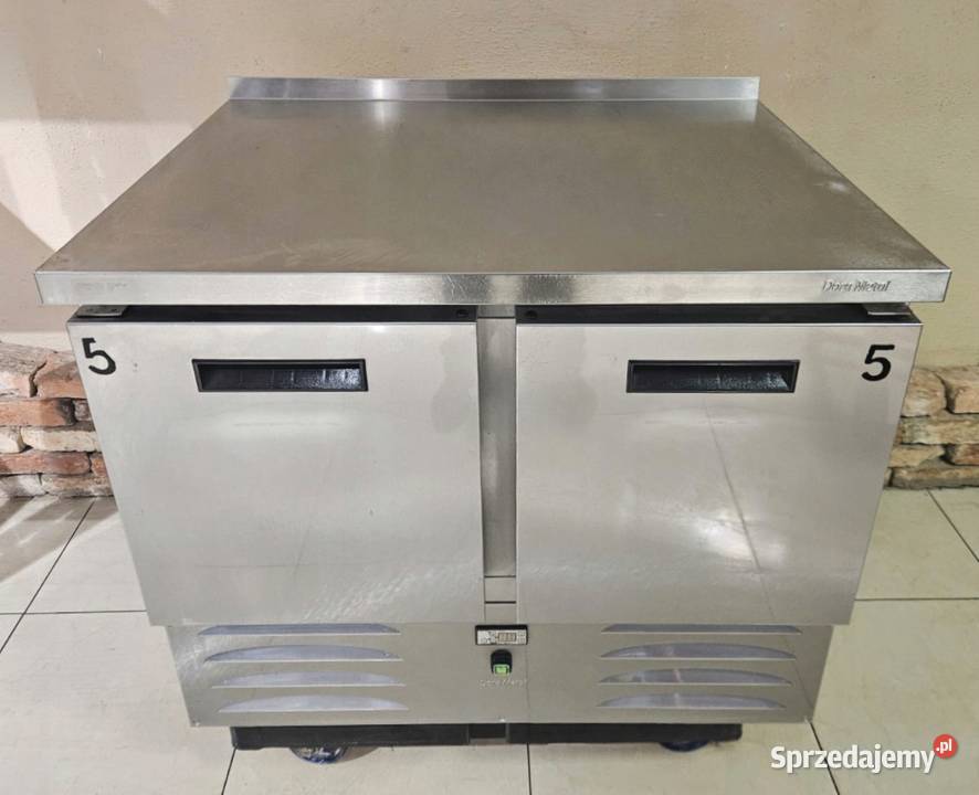 Stół chłodniczy dwudrzwiowy Dora Metal DM9404400 Góra sprzedam