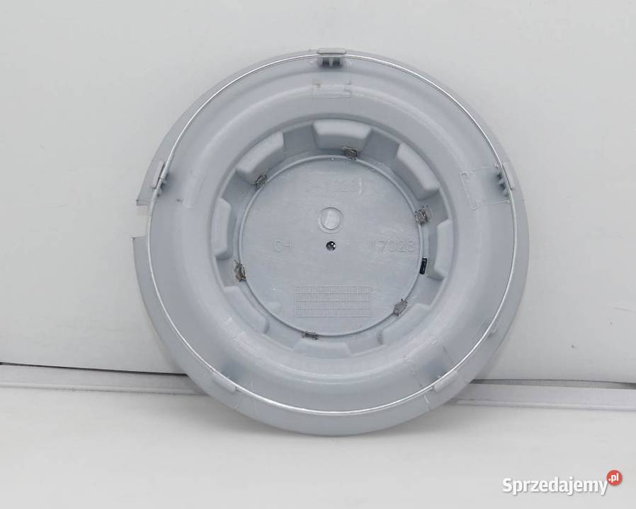 Dekielek Mercedes Benz C1028 146mm Poznań sprzedam