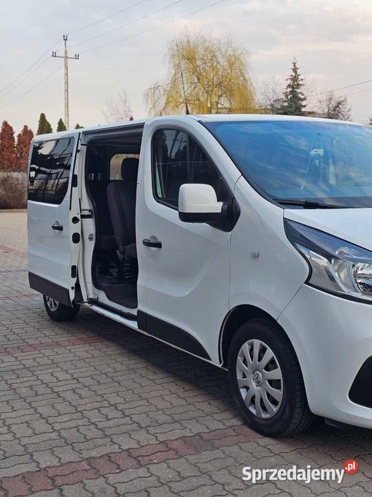 Renault Trafic 9 osobowy Long mazowieckie Warszawa sprzedam