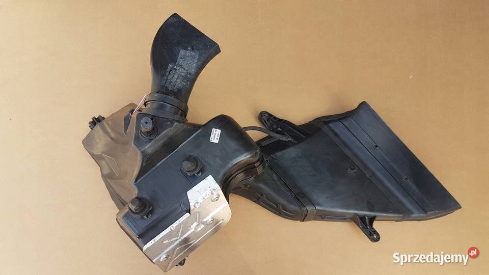 OBUDOWA FILTRAWLOT AUDI A4 B8 8K0133837T