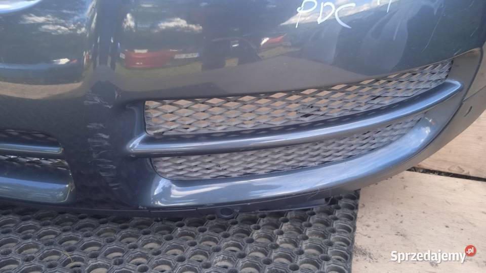TOUAREG 7L ZDERZAK PRZÓD LD7U PDC HALOGEN SPRYSK osobowe Zbierkowo sprzedam