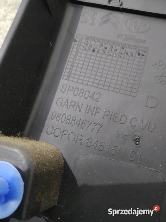 OSŁONA SŁUPKA C LEWA PRAWA DOLNA KOMPLET sprzedam