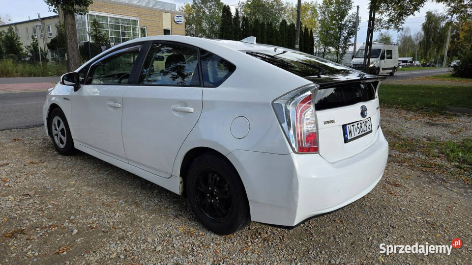 Toyota Prius 18 HSD 136LPG Ledy Kamera Super 420000km