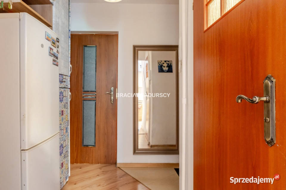 sprzedaży mieszkania Kraków 50m2 3 pokojowe małopolskie