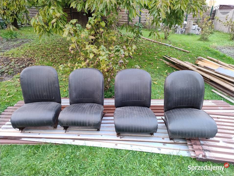 Fiat 126p fotele przód i kanapy tył