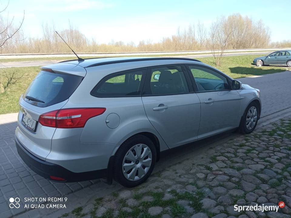 Ford Focus 16 kombi 2015 salon I wł