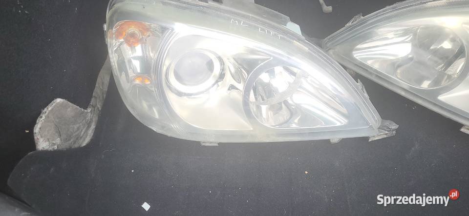 Lampa przednia Marczyce sprzedam