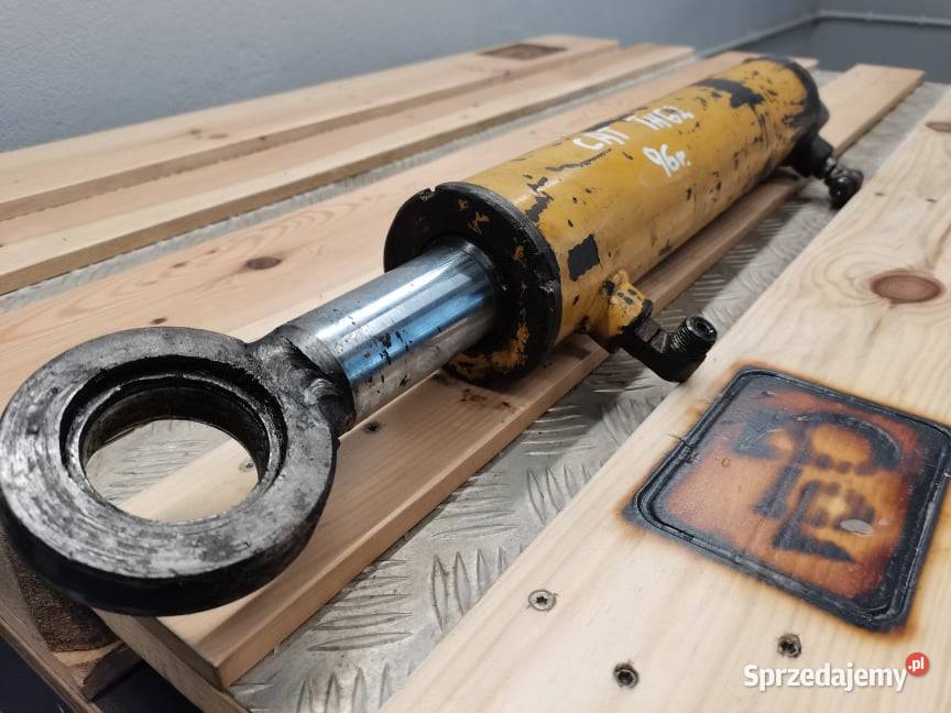 Siłownik poziomowania CAT TH 62 1996r do 1998r wielkopolskie Wilkowo