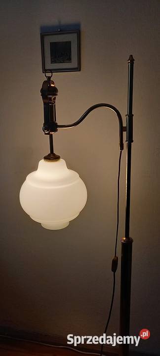 Mosiężna lampa podłogowa z kloszem ruchome ramię