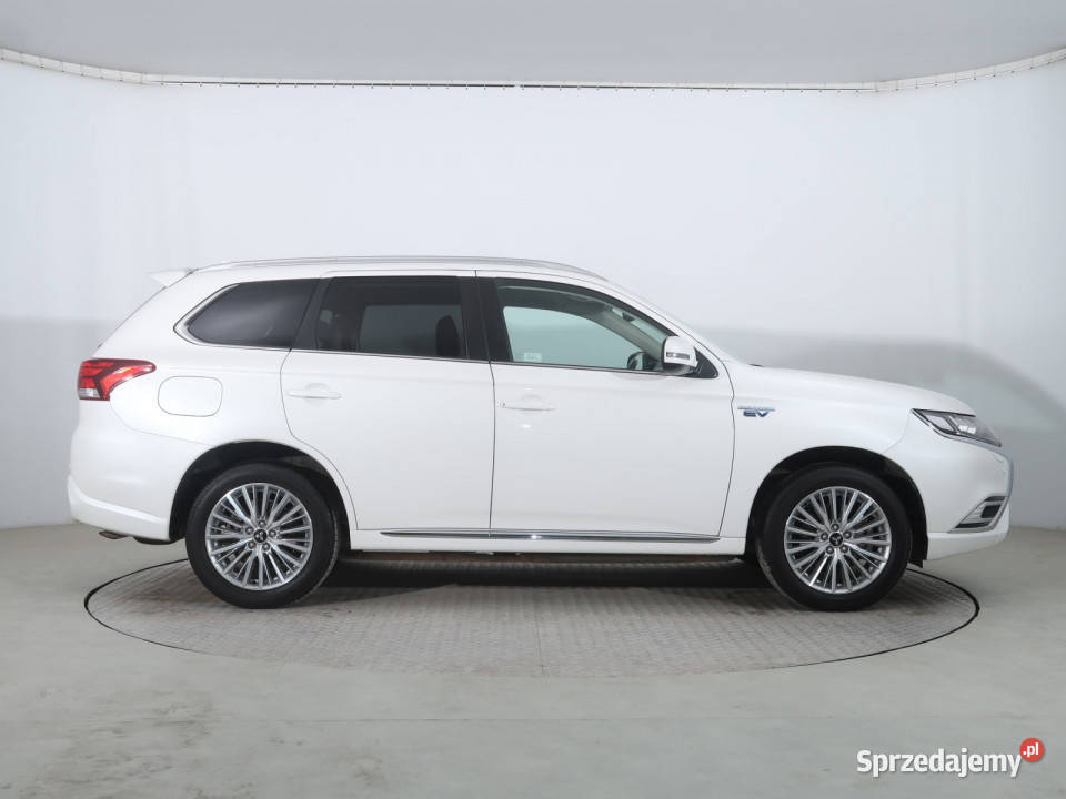 Mitsubishi Outlander 24 PHEV 4/5 Bielany Wrocławskie sprzedam