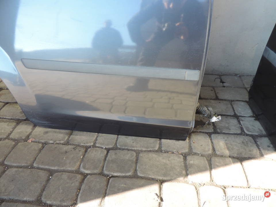 FORD FOCUS MK2 KOMBI DRZWI PRAWY TYŁ KOLOR H4 Nowy Sącz