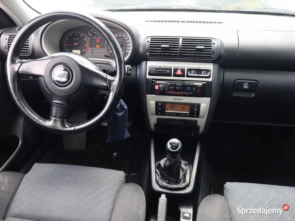 Seat Leon 16 szary