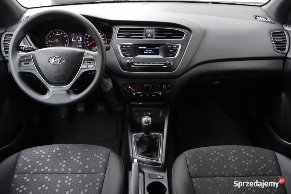 Hyundai i20 12 nieuszkodzony Zabrze sprzedam