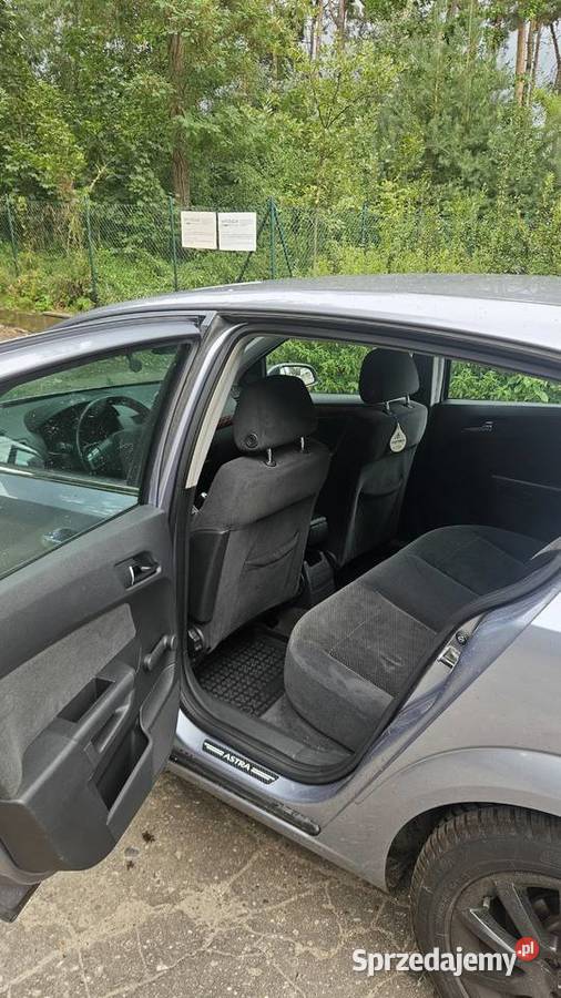 Opel astra h 2005 hatchback Rok produkcji 2005 Poznań