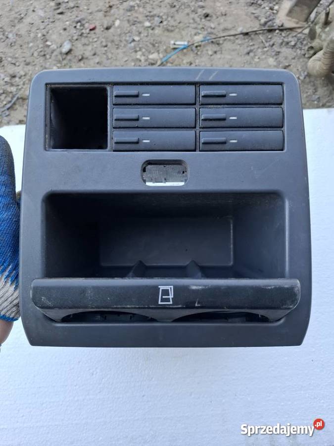 Uchwyt Na Kubki Mercedes Vito W638 osobowe Wisznice