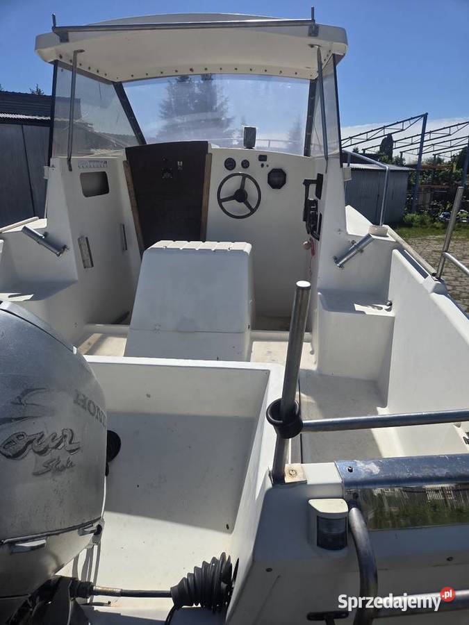Łódz motorowa pilothouse gib sea Hajnówka
