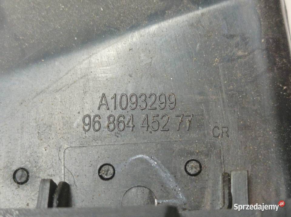 KRATKI NAWIEWU ŚRODKOWA LEWA PRAWA KOMPLET DESKI Rok produkcji 2015 sprzedam