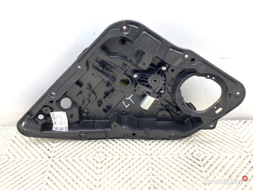 PODNOŚNIK SZYBY LEWY TYŁ MERCEDES W176 Hatchback Motoryzacja podkarpackie