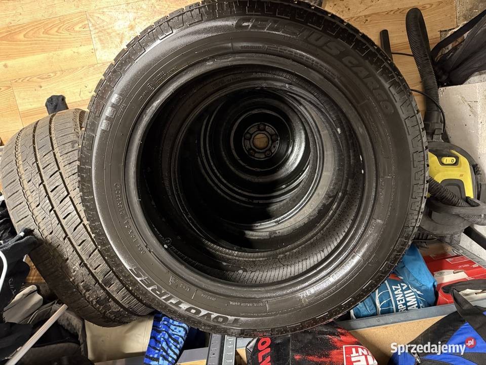 Toyo Celsius Cargo zimowa 2 piękne sztuki Toyo Starogard Gdański