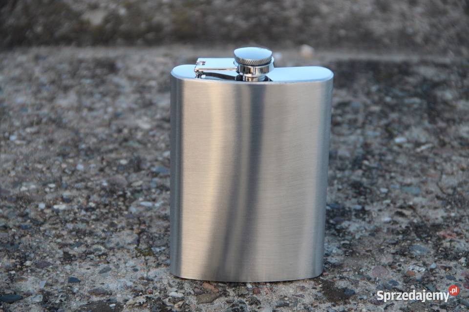 Elegancka Srebrna Piersiówka Z Czterema Ostrowy nad Okszą