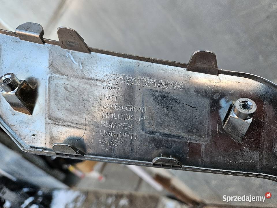 HYUNDAI IONIQ V 5 LISTWA ZDERZAKA PRZÓD Listwy i nakładki Międzychód