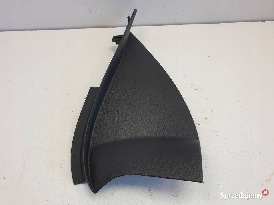 Corsa F 12 12V PRAWA OSŁONA DESKI ROZDZIELCZEJ Rudka sprzedam