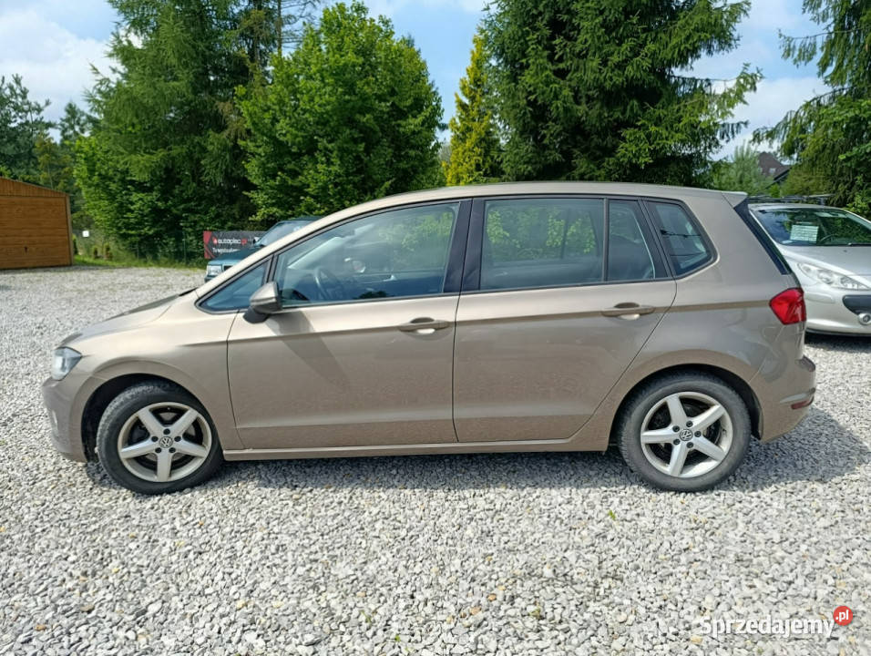 Volkswagen Golf Sportsvan Mały przebieg Rok produkcji 2014 Dulowa