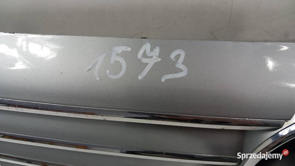 MERCEDES CLK W209 ATRAPA GRILL C744 osobowe Zbierkowo