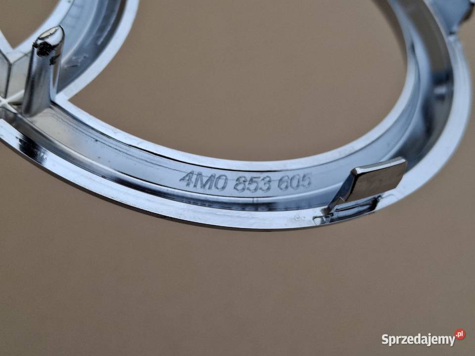 AUDI Q7 4M ZNACZEK EMBLEMAT GRILLA ORYGINAŁ Bieleń