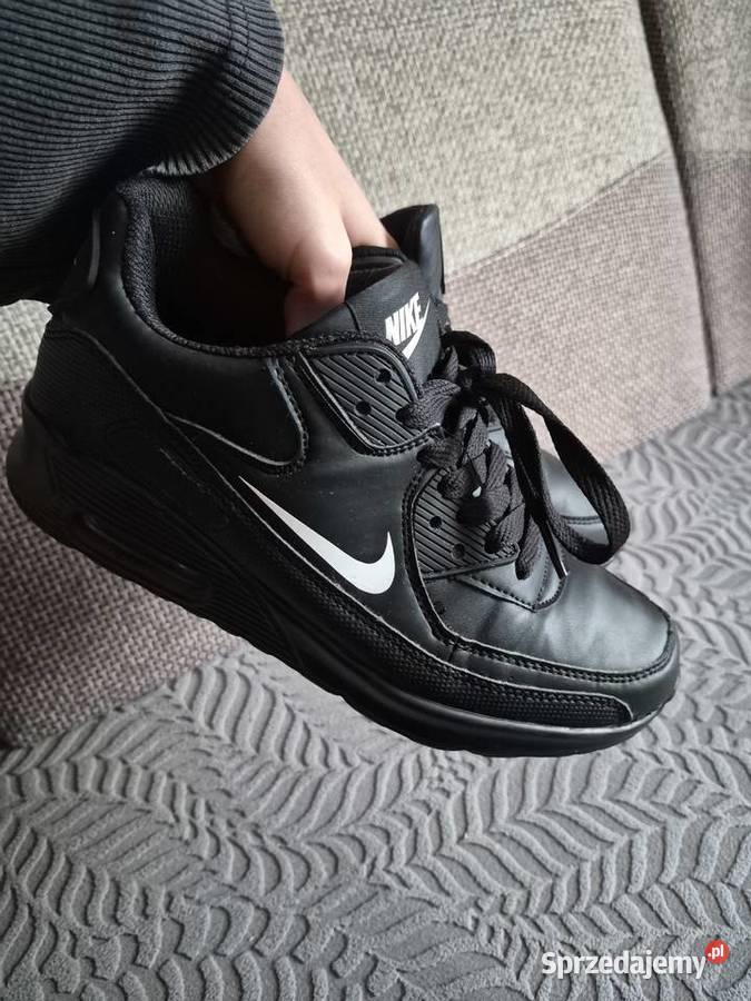 Czarne sneakersy damskie 39 adidasy Nienowice